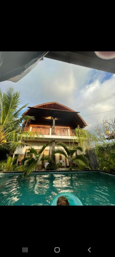 Swara Homestay 2 Nusa Lembongan  Ngoại thất bức ảnh